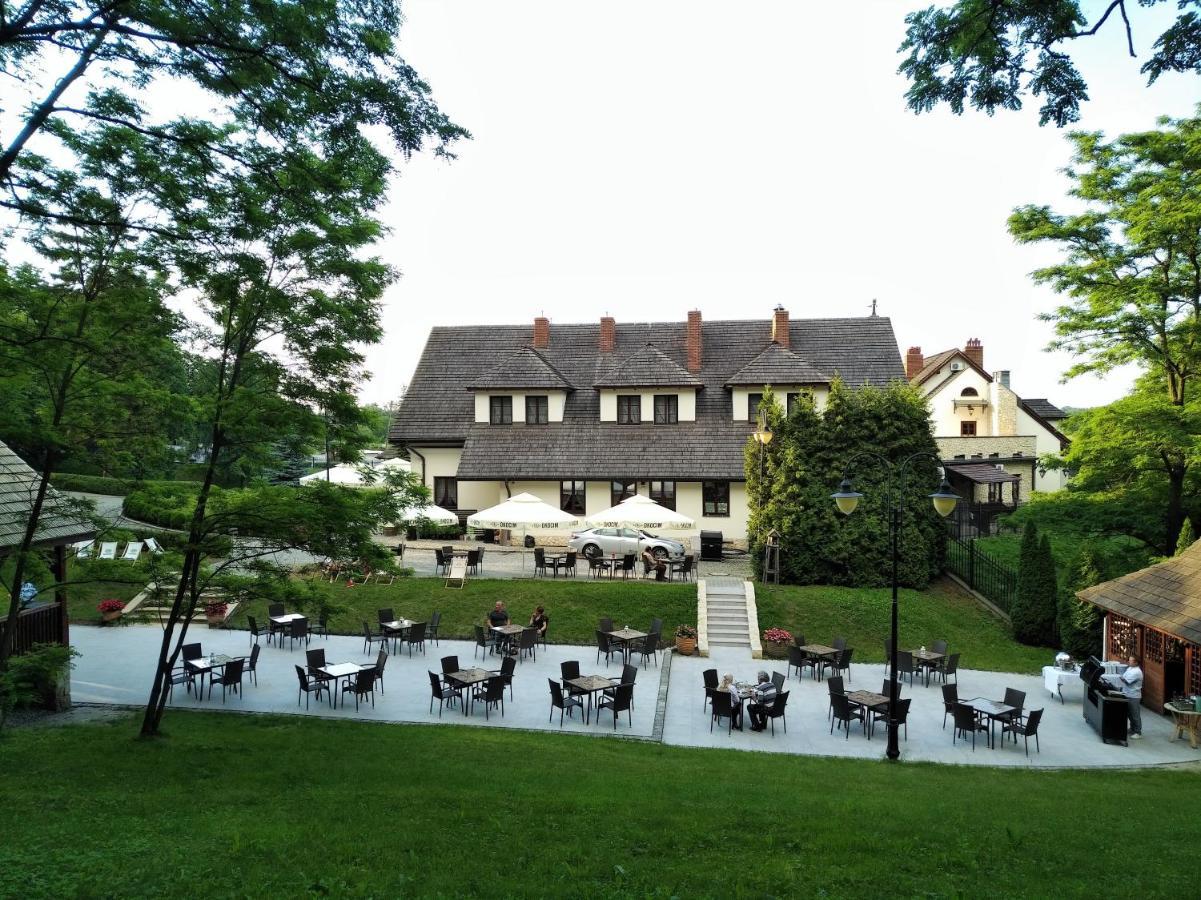 Hotel Sarmata Zespol Dworski Sandomierz Buitenkant foto