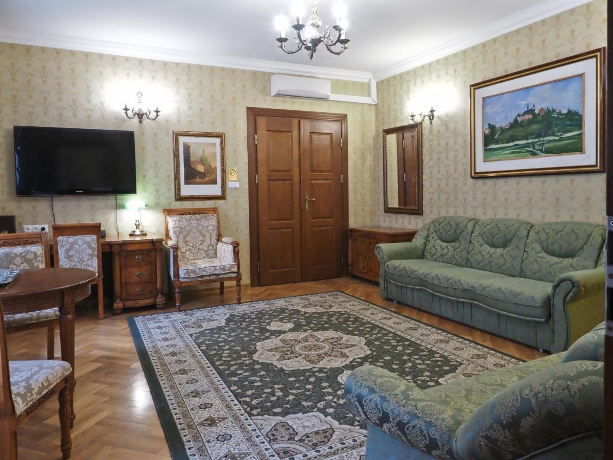 Hotel Sarmata Zespol Dworski Sandomierz Buitenkant foto