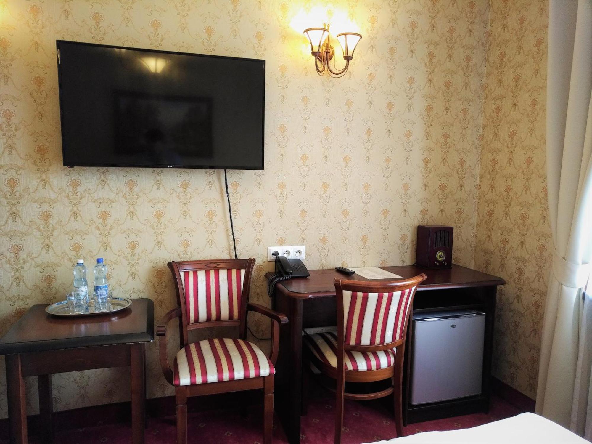 Hotel Sarmata Zespol Dworski Sandomierz Buitenkant foto
