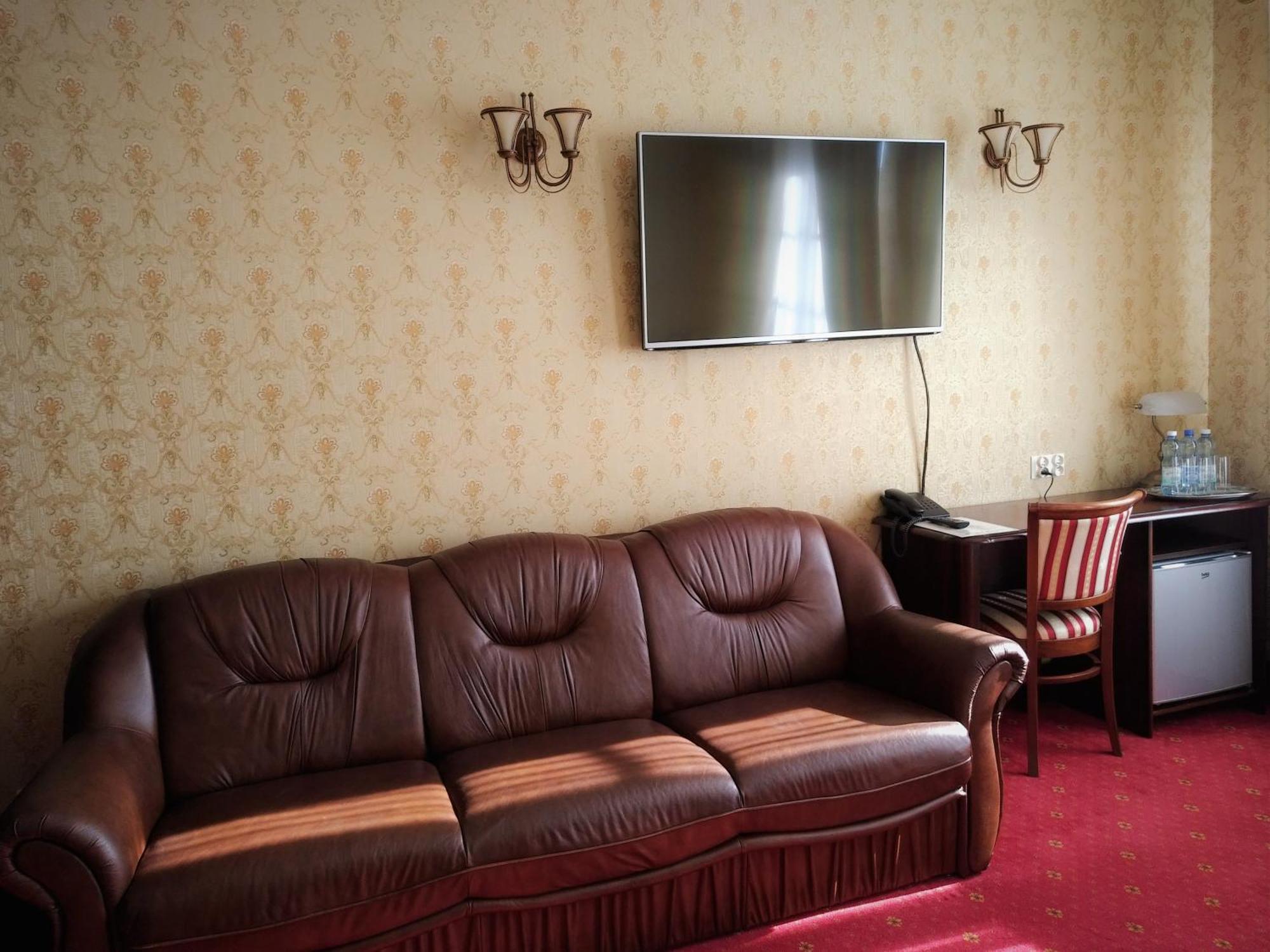 Hotel Sarmata Zespol Dworski Sandomierz Buitenkant foto