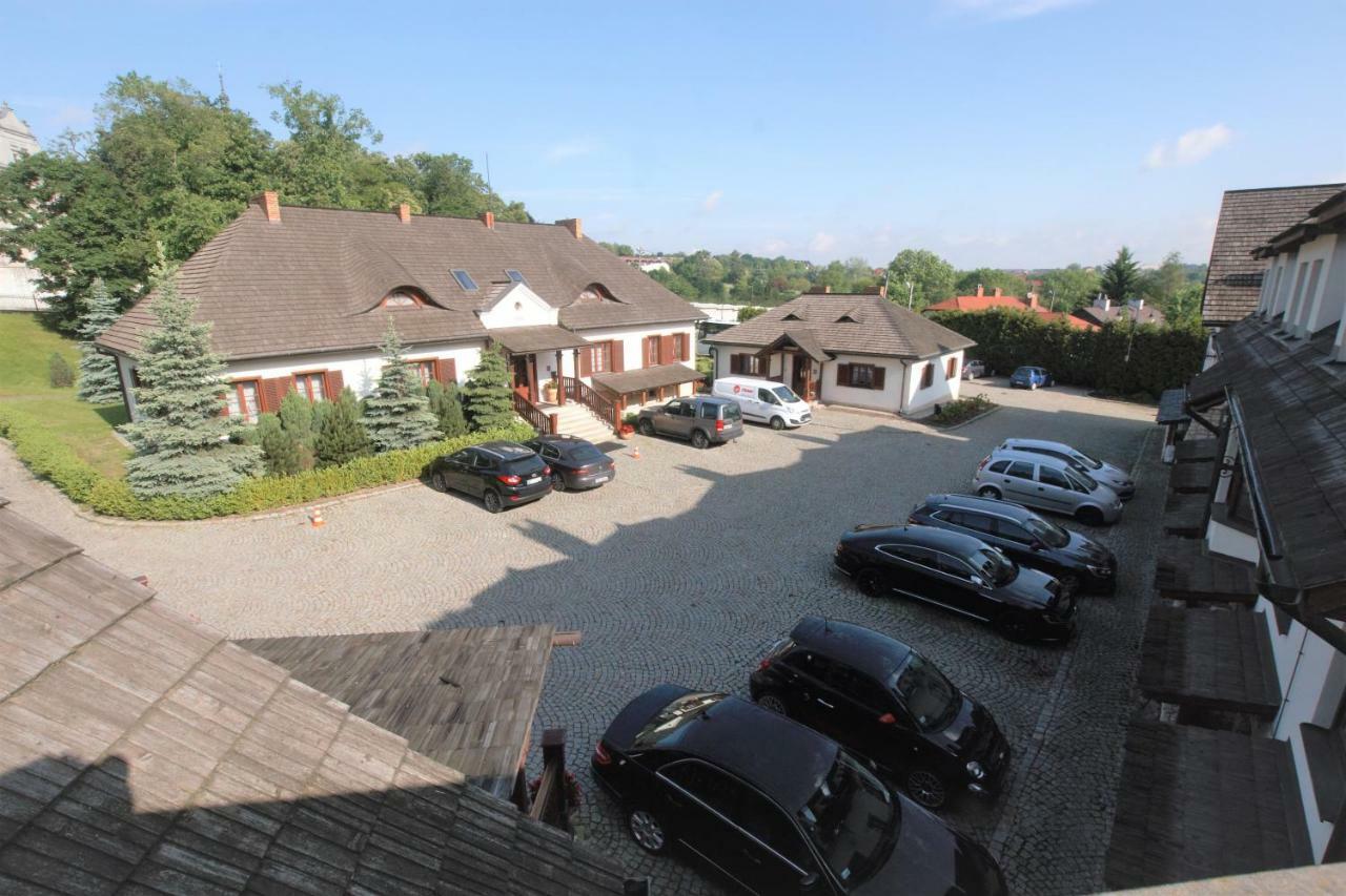Hotel Sarmata Zespol Dworski Sandomierz Buitenkant foto